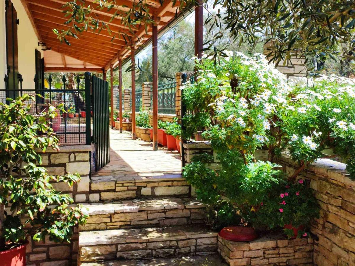 Villa Olive Garden, Kastanida - Paxoi Gaios Exterior foto